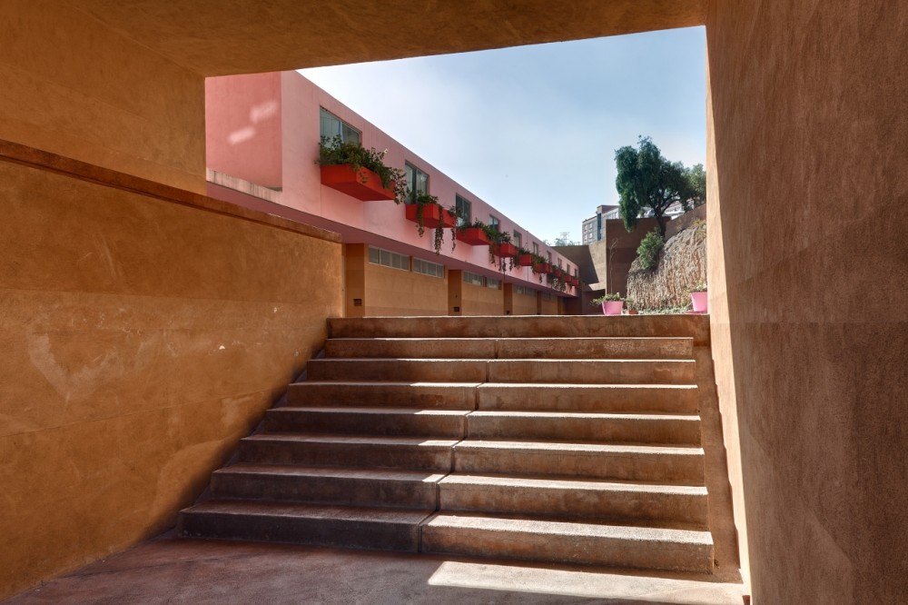 Las Torres / Hierve-Diseñeria