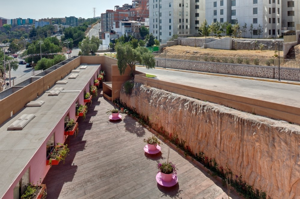 Las Torres / Hierve-Diseñeria