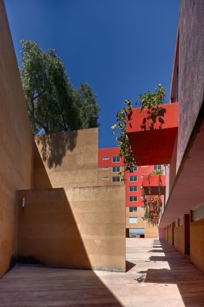 Las Torres / Hierve-Diseñeria