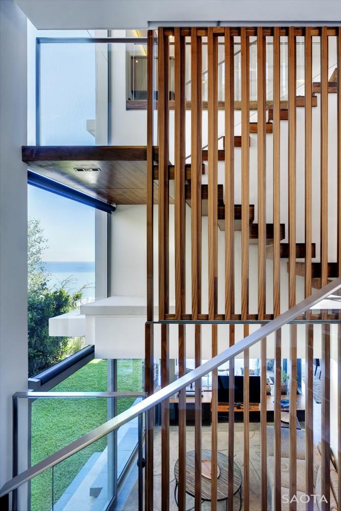 Head Road 1816 / SAOTA
