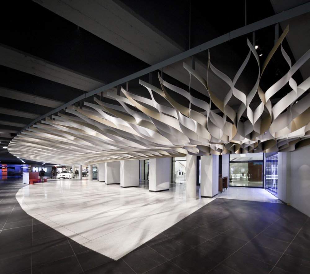 Georges-Emile-Lapalme Cultural Center / MSDL Architectes