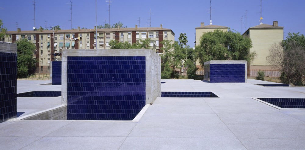 Municipal Healthcare Centres San Blas + Usera + Villaverde / Estudio Entresitio