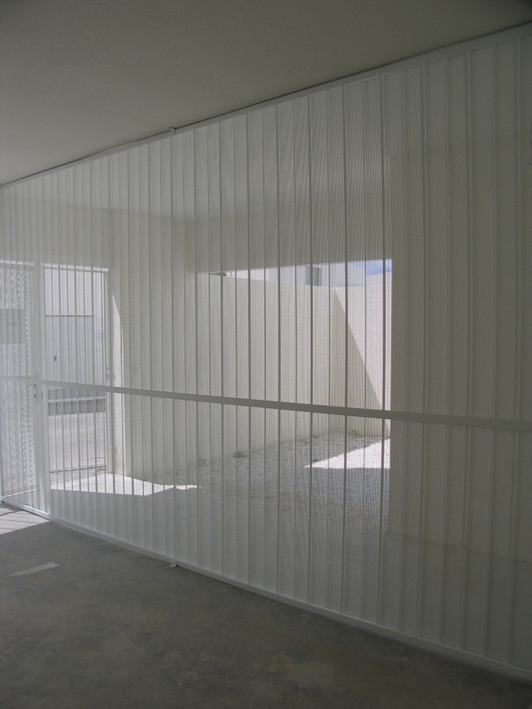 43 Public Dwelling In Almuradiel / Estudio Entresitio