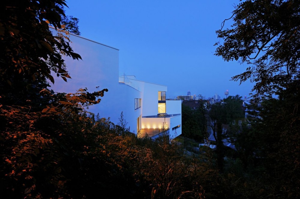 House 2P / SANGRAD + AVP Arhitekti