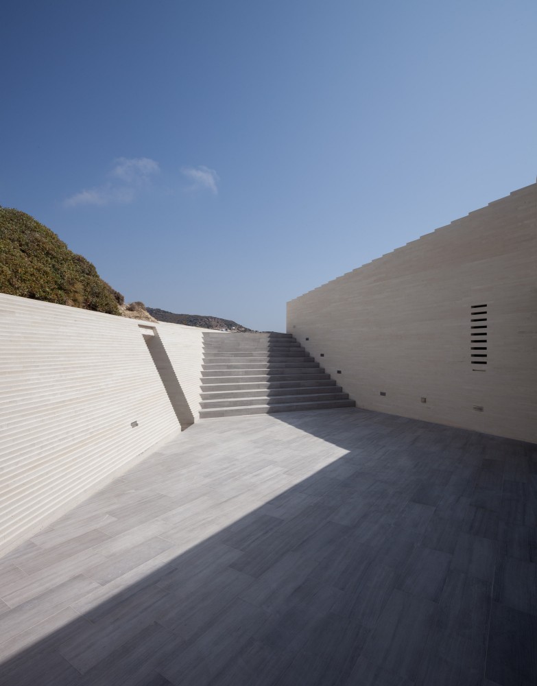 Voronoi’s Corrals / decaARCHITECTURE