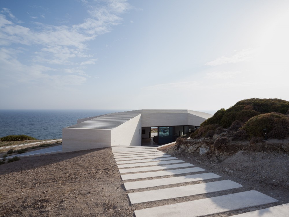 Voronoi’s Corrals / decaARCHITECTURE