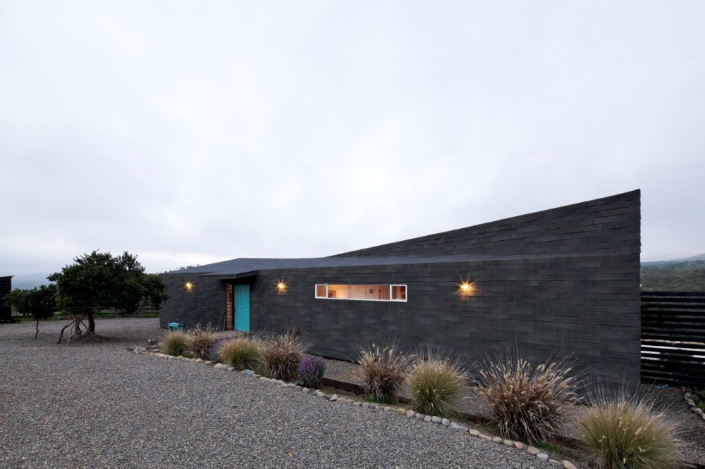 Casa Maitencillo / Mas y Fernández Arquitectos Asociados