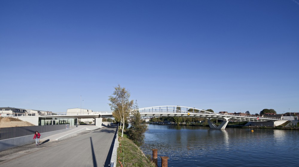 Compiegne Bridge / Explorations Architecture
