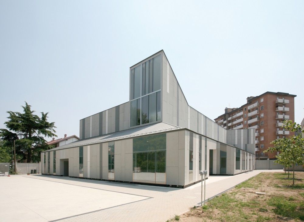 Christ Resurrection Church / Cino Zucchi Architetti