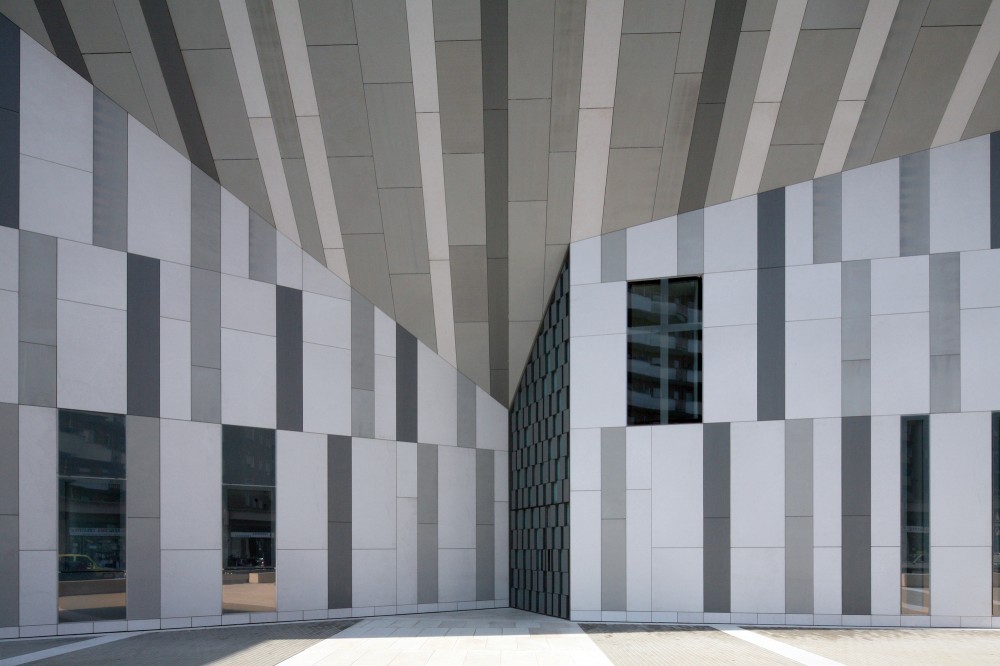 Christ Resurrection Church / Cino Zucchi Architetti