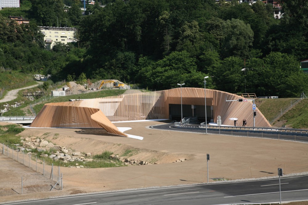 Vadeggio-Cassarate Gallery / Cino Zucchi Architetti