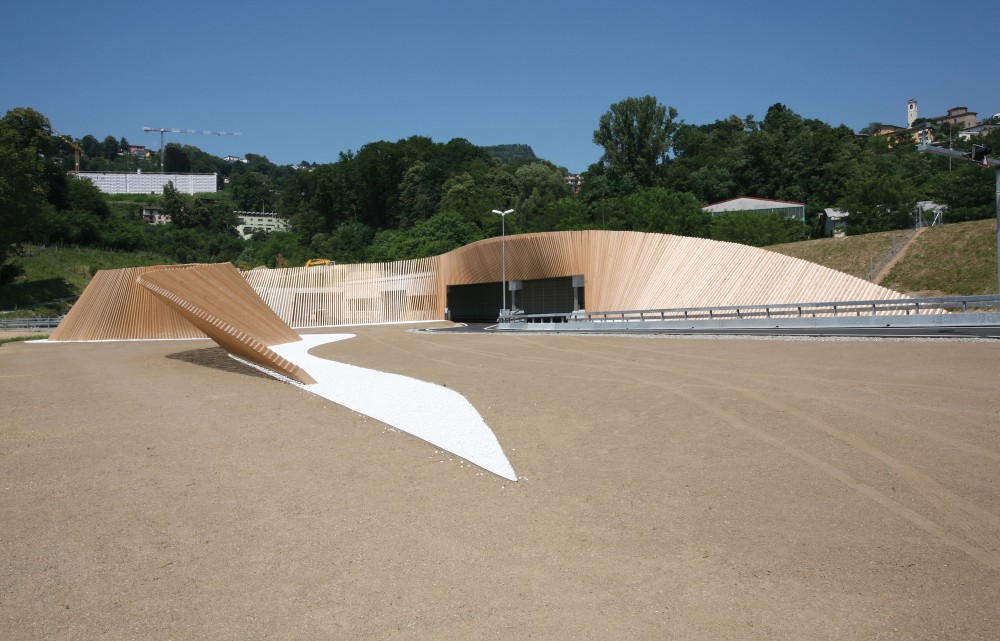 Vadeggio-Cassarate Gallery / Cino Zucchi Architetti