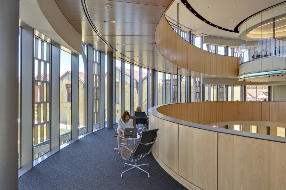 E.J. Ourso College of Business / ikon.5 architects