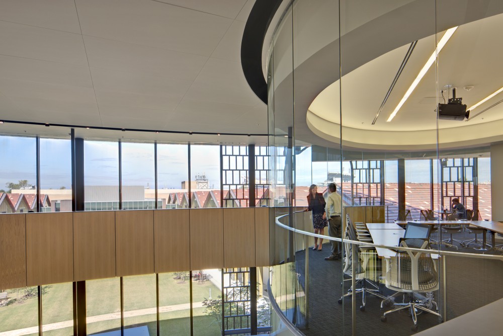E.J. Ourso College of Business / ikon.5 architects