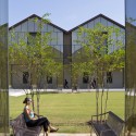 E.J. Ourso College of Business / ikon.5 architects E.J. Ourso College of Business / ikon.5 architects © Brad Feinknopf