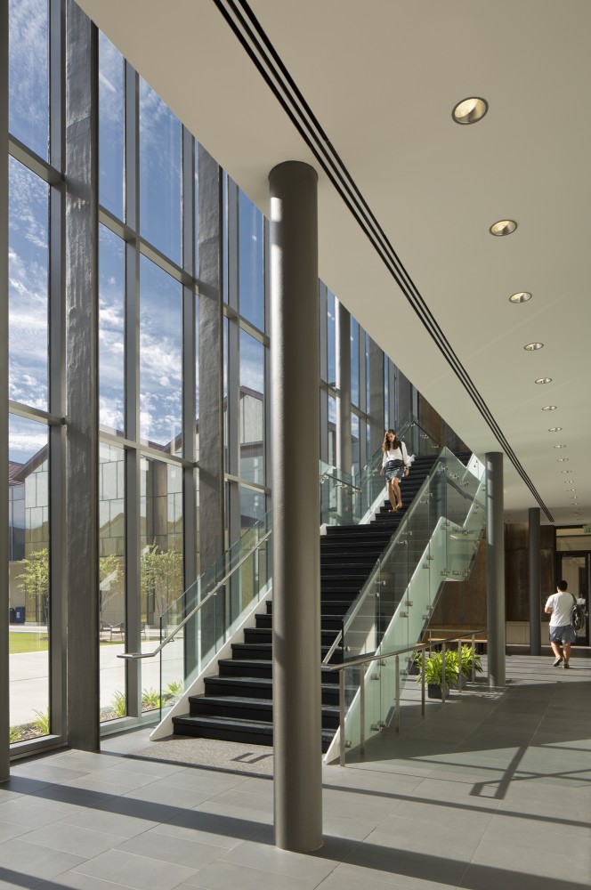 E.J. Ourso College of Business / ikon.5 architects