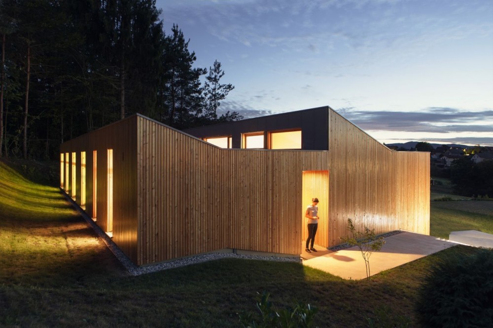 House MJ / kombinat.