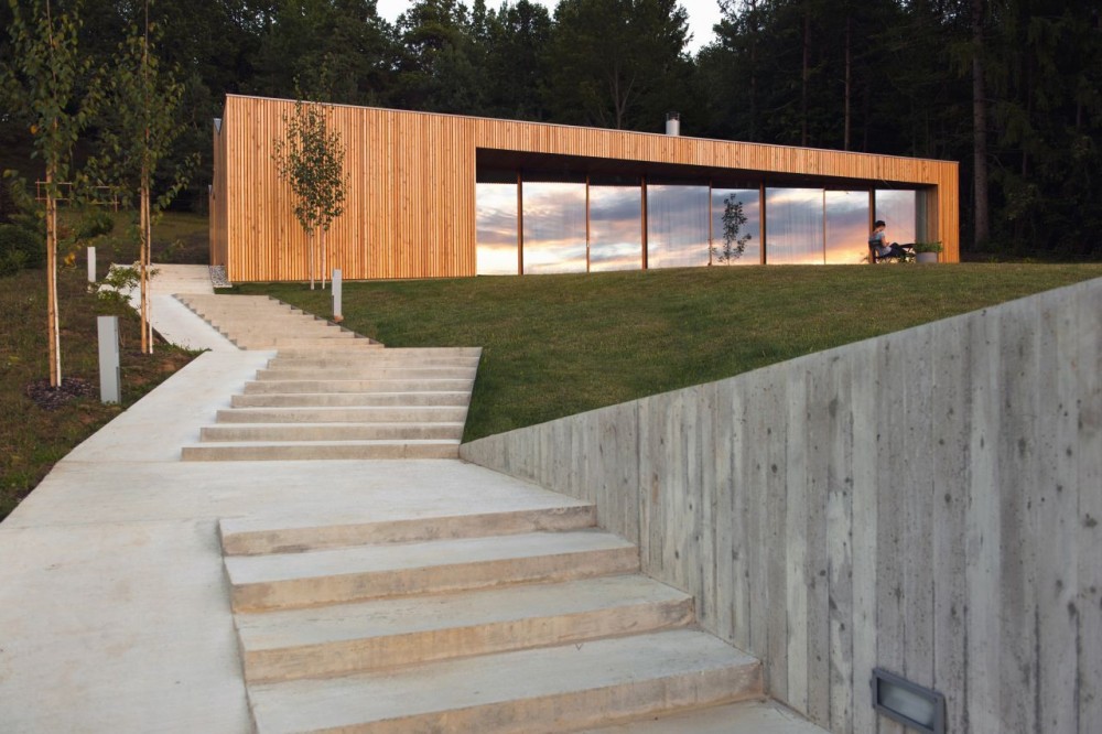 House MJ / kombinat.