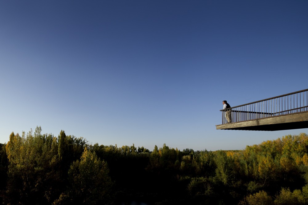 Almazan Main Square / ch+qs arquitectos