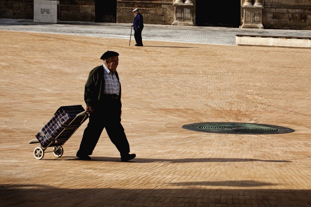 Almazan Main Square / ch+qs arquitectos