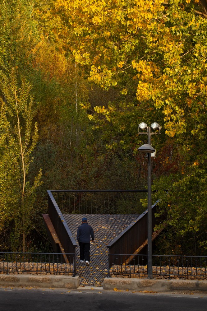 Almazan Main Square / ch+qs arquitectos