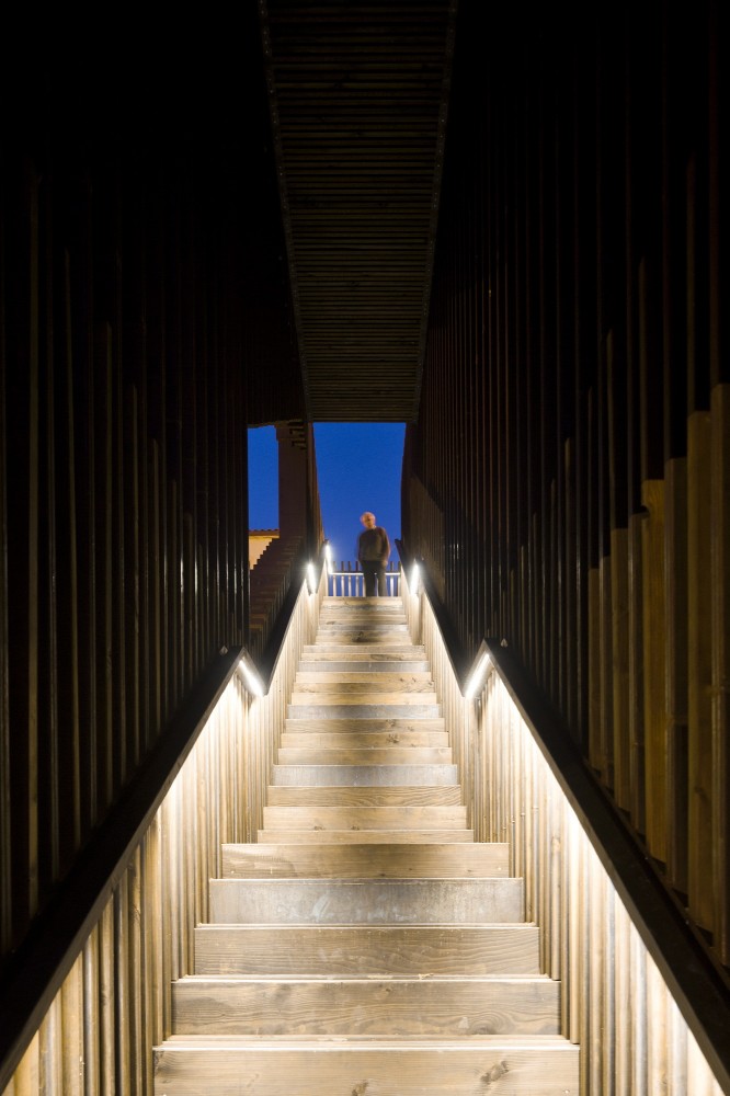 Almazan Main Square / ch+qs arquitectos