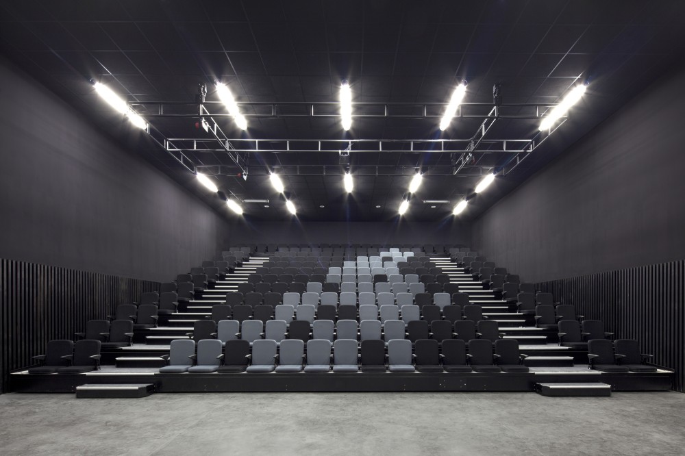 Cultural Center in Nevers / Ateliers O-S architectes