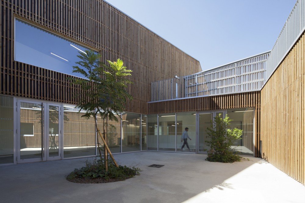 Cultural Center in Nevers / Ateliers O-S architectes