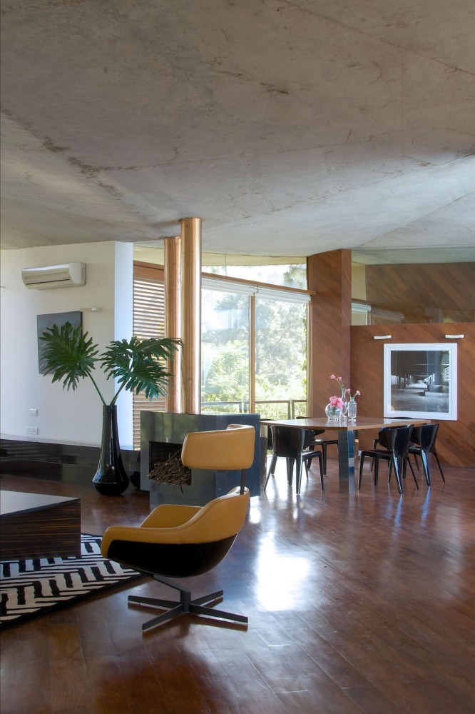 House in the Himalayas / Rajiv Saini