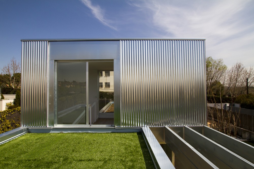 Open Modular System of Sustainable Houses (SAVMS) / Cso Arquitectura