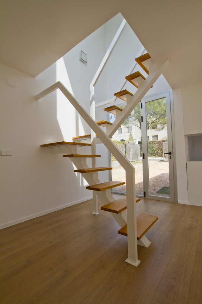 Open Modular System of Sustainable Houses (SAVMS) / Cso Arquitectura