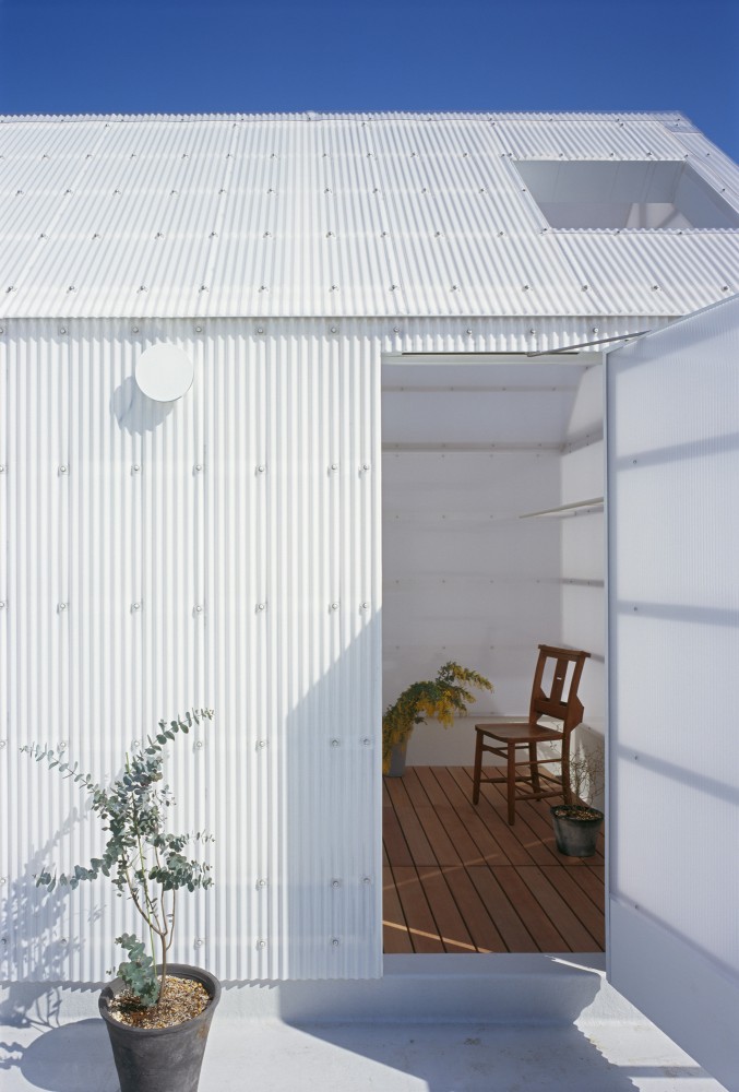 House in Yamasaki / Tato Architects