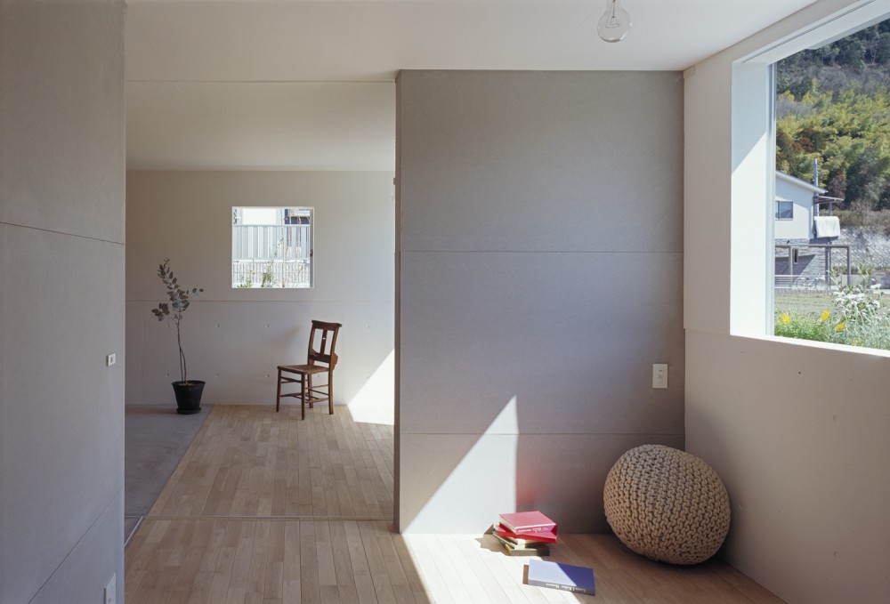 House in Yamasaki / Tato Architects