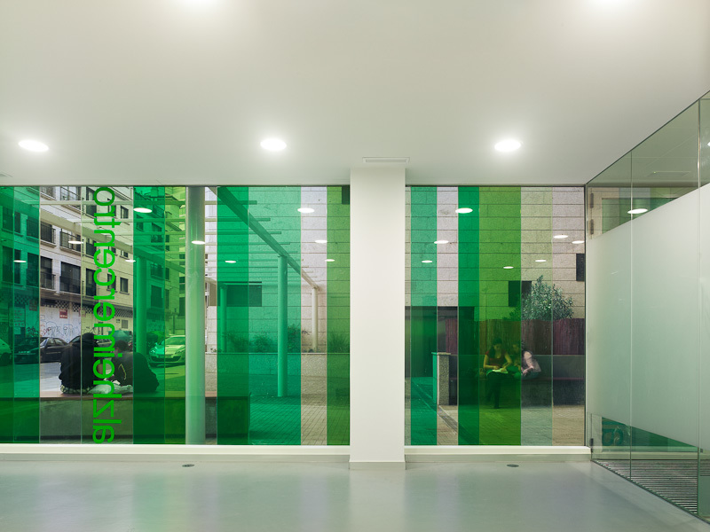 Urban Day Care Center for Alzheimer Patients / Cid + Santos