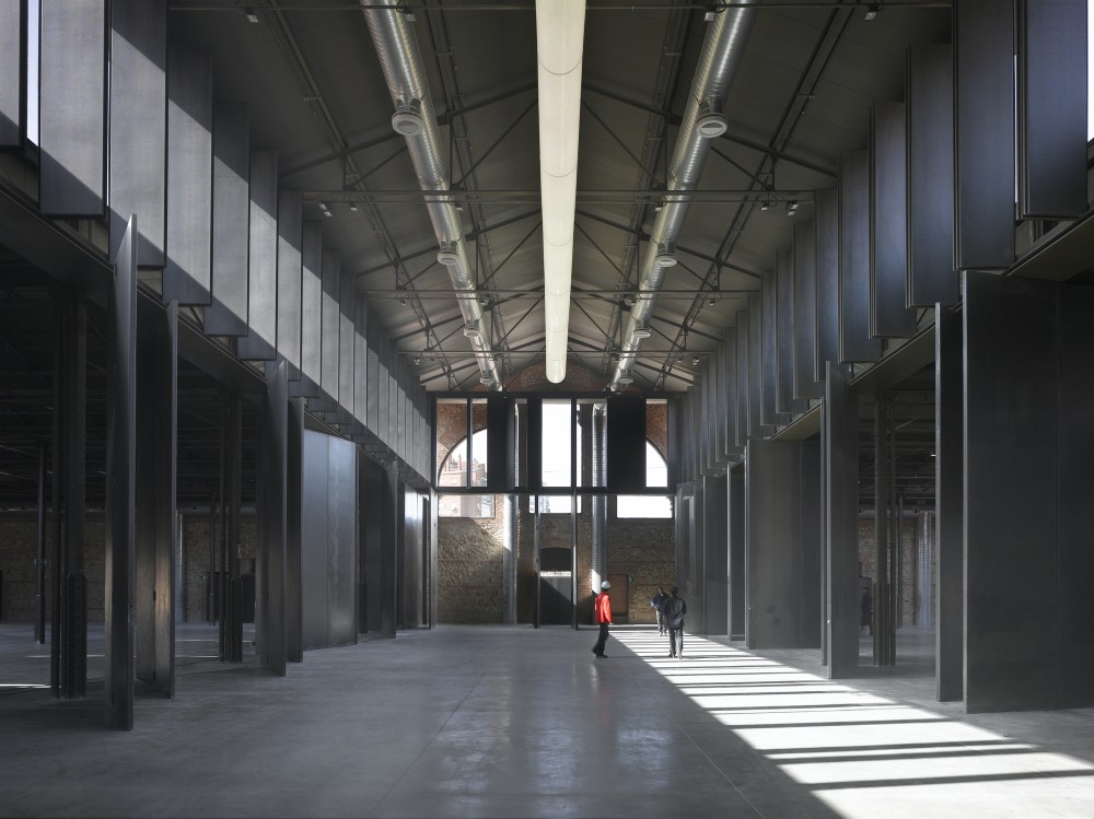Hangar 16 / Iñaqui Carnicero Architecture