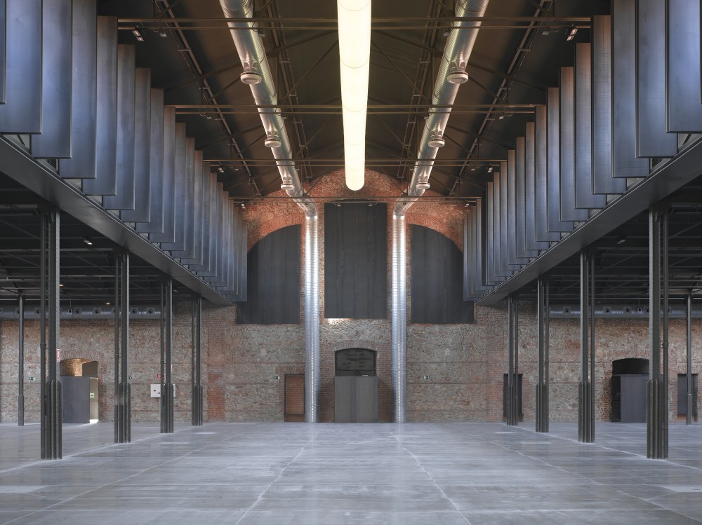 Hangar 16 / Iñaqui Carnicero Architecture