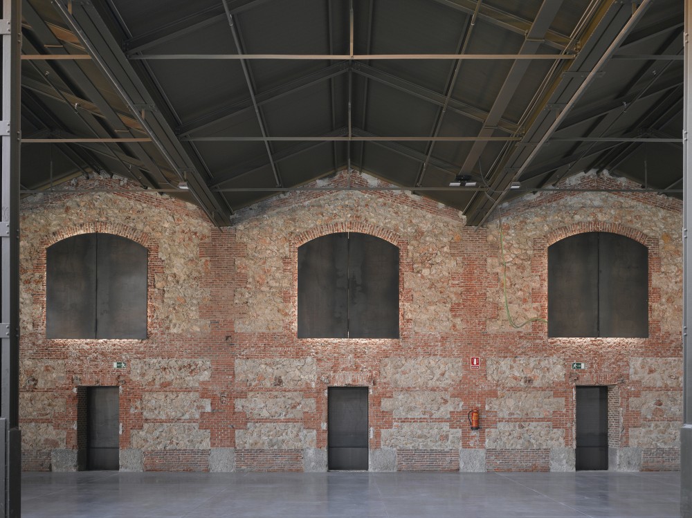 Hangar 16 / Iñaqui Carnicero Architecture