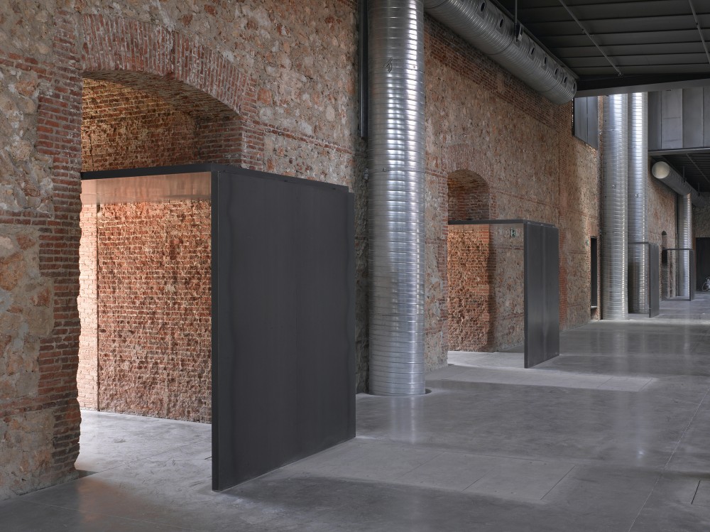 Hangar 16 / Iñaqui Carnicero Architecture