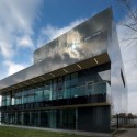 Roche Canteen / EXH Design Courtesy of EXH Design