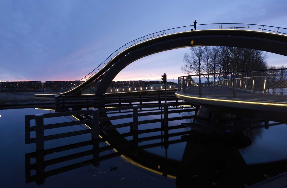 Melkwegbrug / NEXT Architects