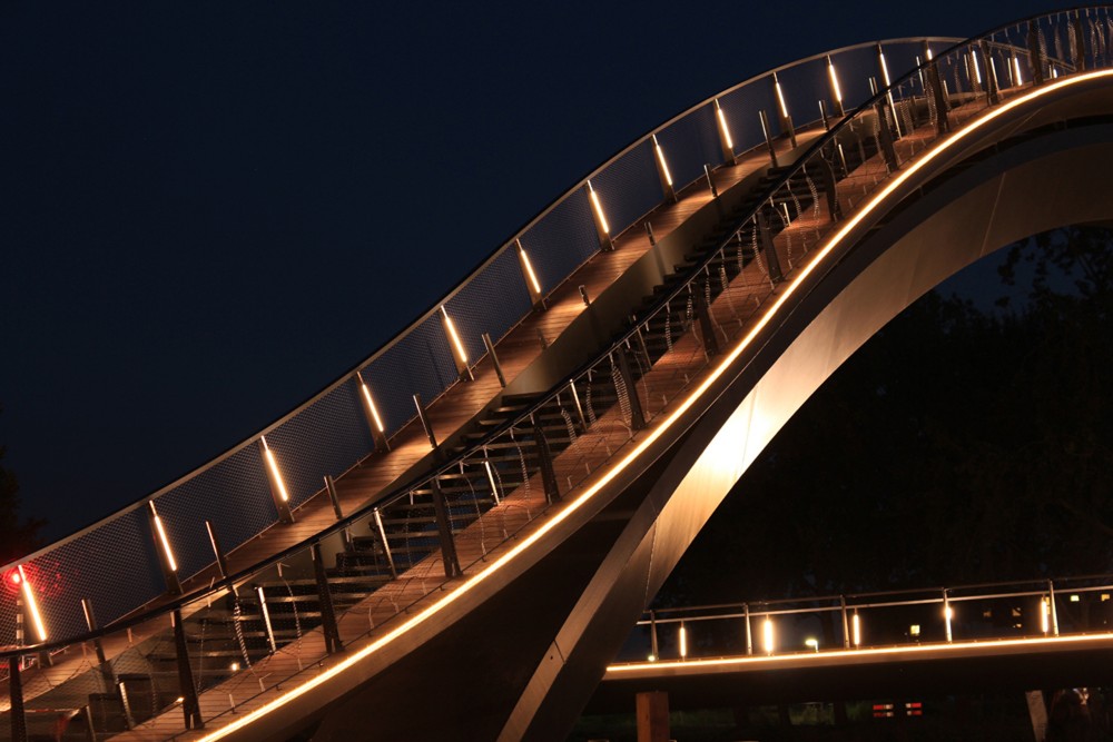 Melkwegbrug / NEXT Architects