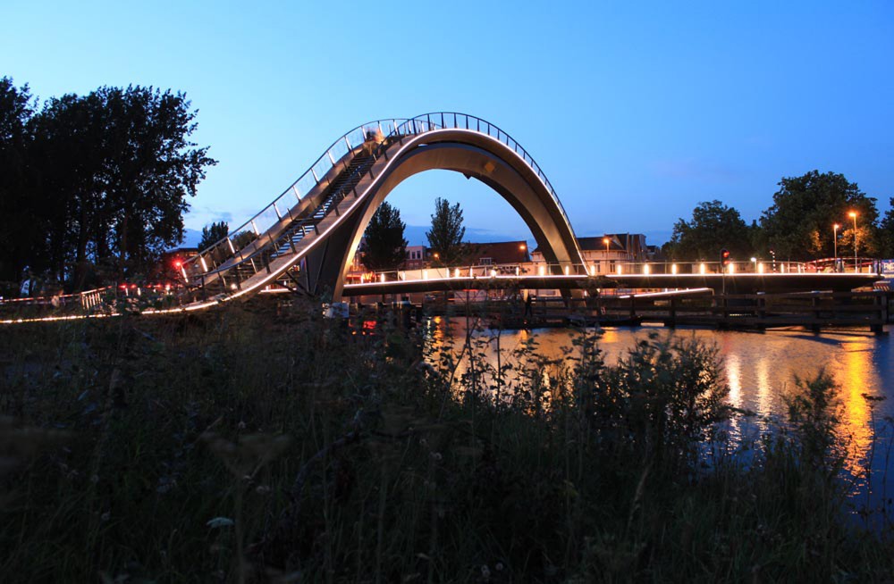 Melkwegbrug / NEXT Architects