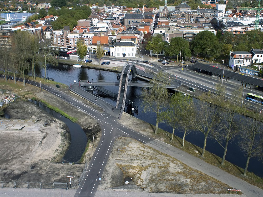 Melkwegbrug / NEXT Architects