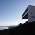 Casa En Un Acantilado / Fran Silvestre Arquitectos Casa En Un Acantilado / Fran Silvestre Arquitectos © Diego Opazo