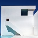 Casa En Un Acantilado / Fran Silvestre Arquitectos Casa En Un Acantilado / Fran Silvestre Arquitectos © Diego Opazo
