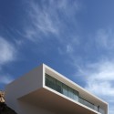 Casa En Un Acantilado / Fran Silvestre Arquitectos Casa En Un Acantilado / Fran Silvestre Arquitectos © Diego Opazo