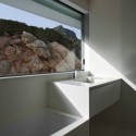 Casa En Un Acantilado / Fran Silvestre Arquitectos Casa En Un Acantilado / Fran Silvestre Arquitectos © Diego Opazo