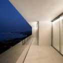 Casa En Un Acantilado / Fran Silvestre Arquitectos Casa En Un Acantilado / Fran Silvestre Arquitectos © Diego Opazo