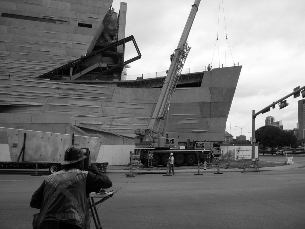 Perot Museum of Nature and Science / Morphosis