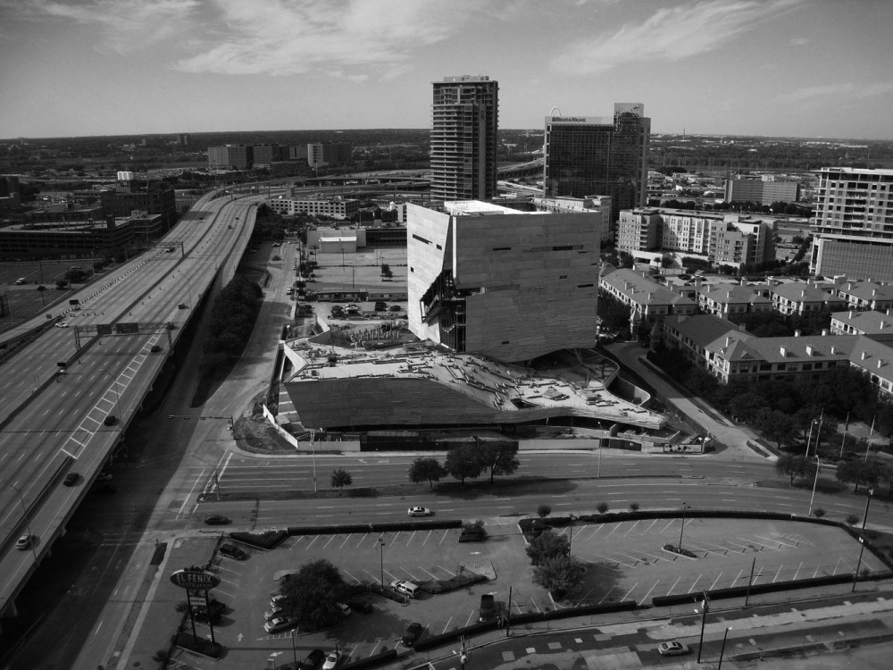 Perot Museum of Nature and Science / Morphosis